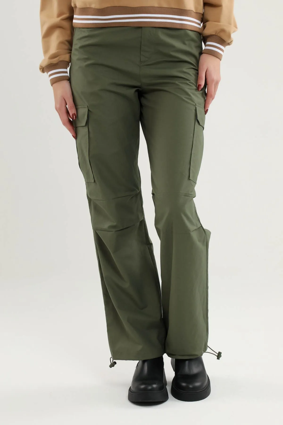 Shops pantalon vert militaire femme